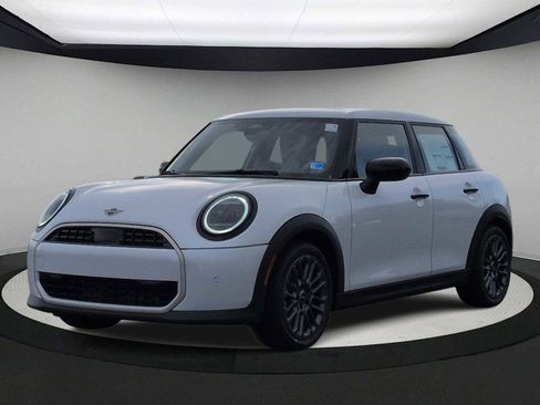 New 2026 MINI Cooper 4-Door Hardtop image 4