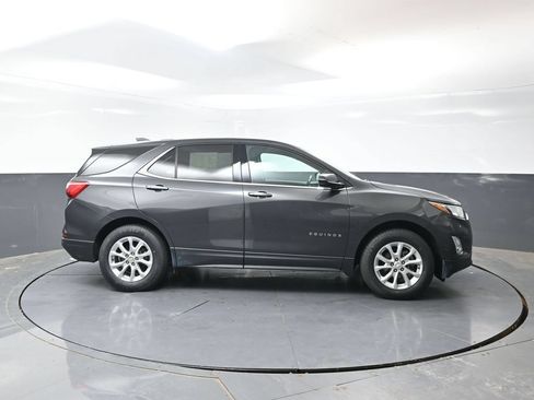 Used 2019 Chevrolet Equinox LT FWD image 4
