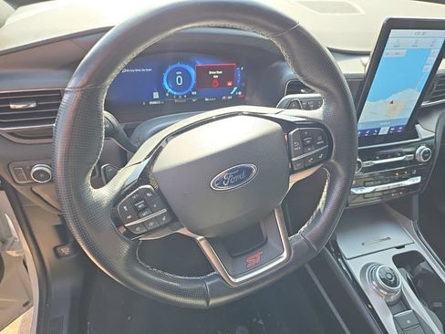 Used 2021 Ford Explorer ST w/ Equipment Group 401A AWD/4WD image 16