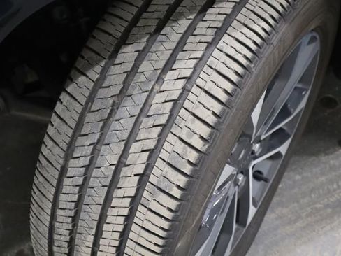 Used 2023 Jeep Grand Cherokee Overland image 55