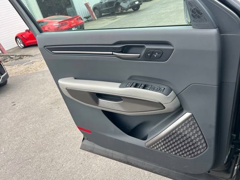 Used 2024 Kia EV9 Wind AWD/4WD image 17