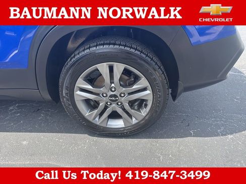 Used 2023 Kia Seltos LX AWD/4WD image 24