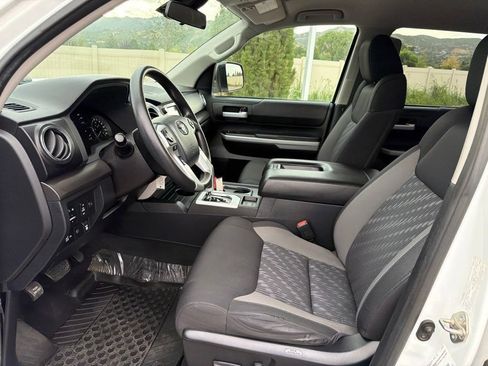 Used 2020 Toyota Tundra SR5 AWD/4WD image 18