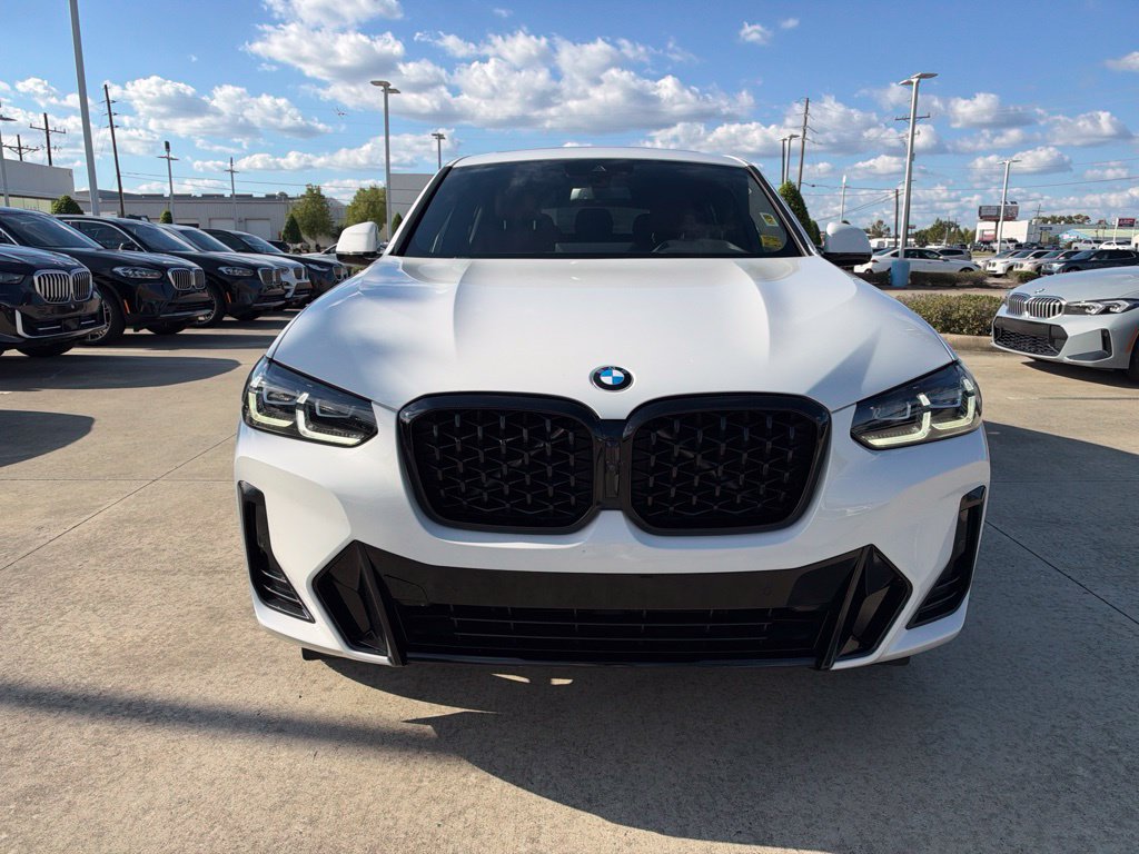 Certified 2023 BMW X4 xDrive30i w/ M Sport Package AWD/4WD image 8