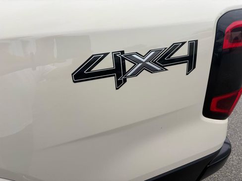 Used 2025 Ford Ranger XLT w/ Equipment Group 301A High AWD/4WD image 10