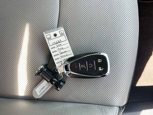 Used 2020 Chevrolet Equinox Premier FWD image 31