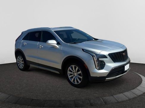 Used 2020 Cadillac XT4 Premium Luxury AWD/4WD image 2