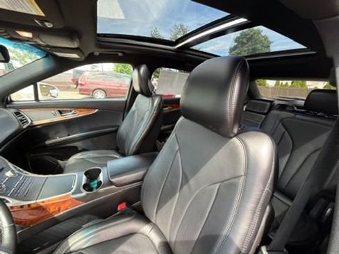 Used 2017 Lincoln MKX Reserve w/ Lincoln MKX Climate Package AWD/4WD image 14