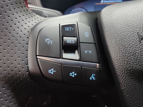 Used 2024 Ford Escape ST-Line Select w/ Tech Pack #2 image 34