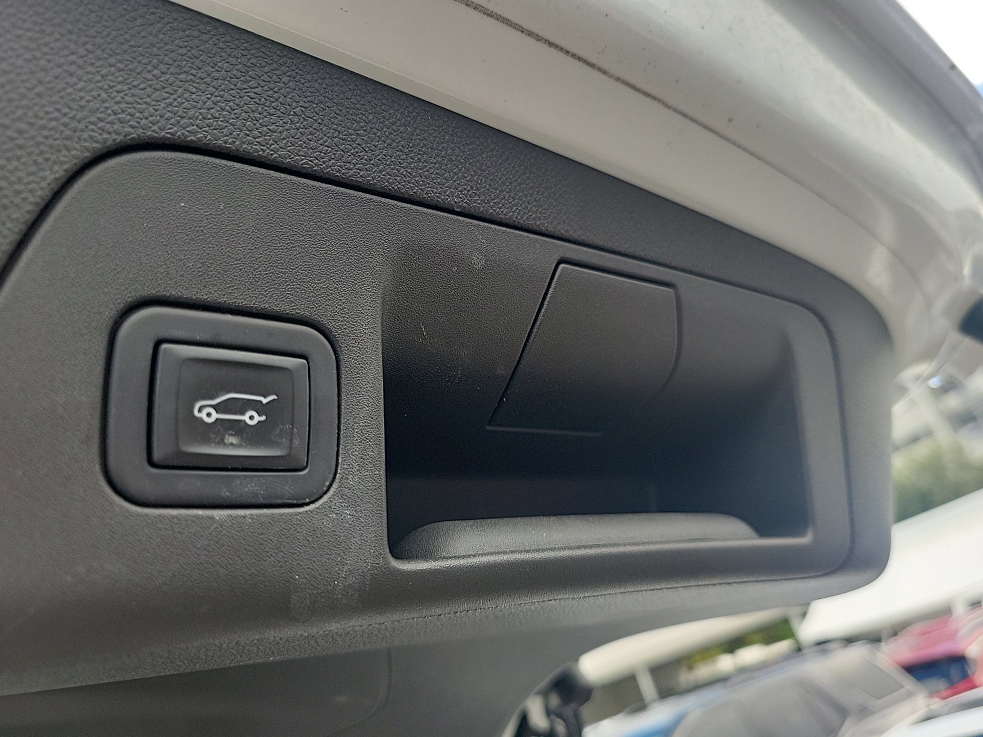 Used 2023 Buick Envision Essence AWD/4WD image 14