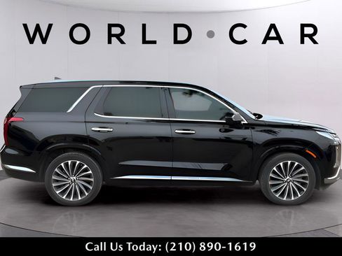 Used 2023 Hyundai Palisade Calligraphy image 16