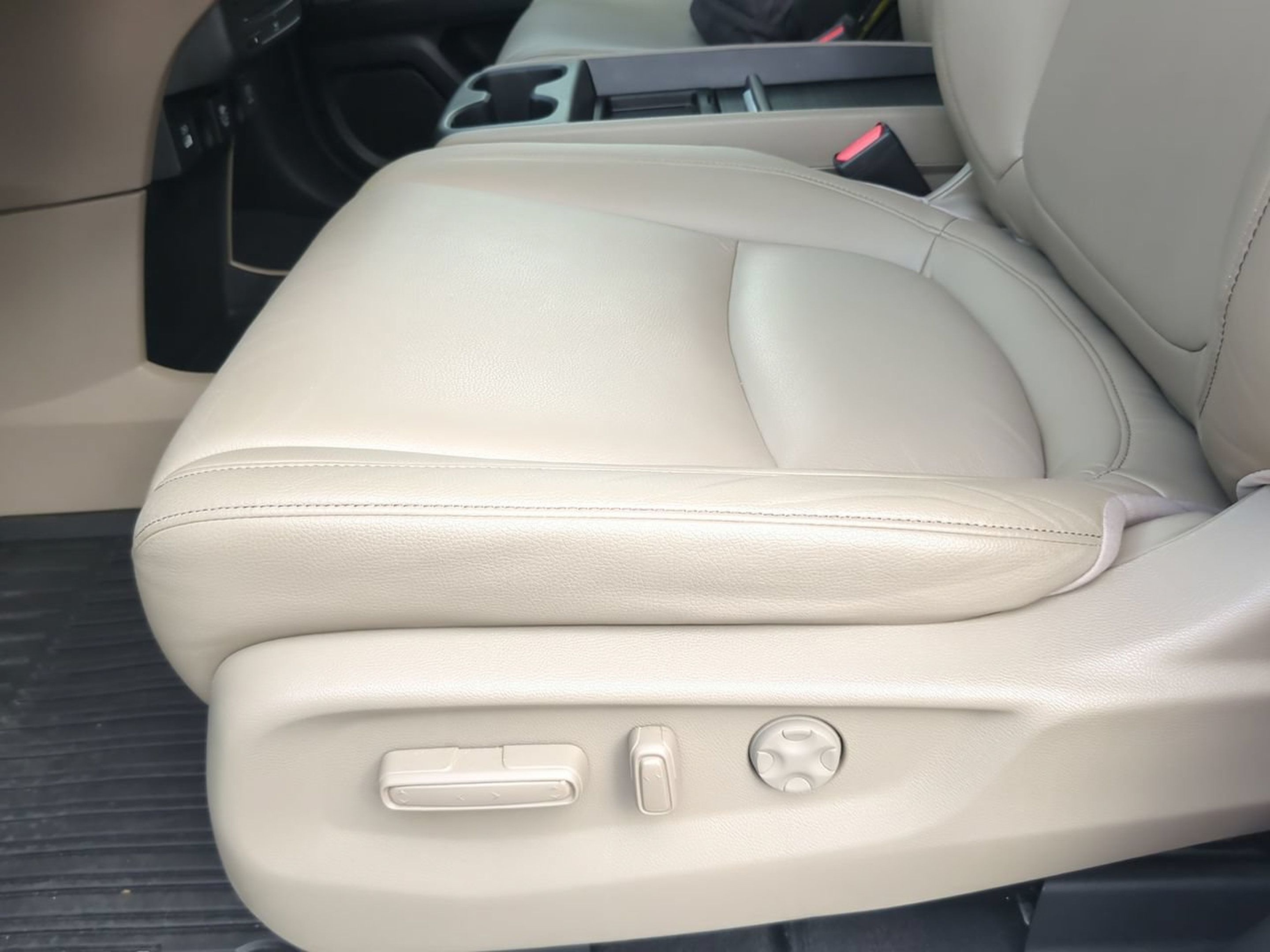 Used 2024 Honda Odyssey Touring image 15