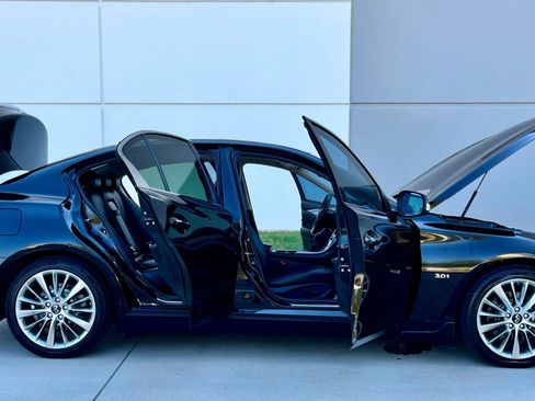 Used 2019 INFINITI Q50 Luxe w/ Essential Package (3.0T Luxe) RWD image 15