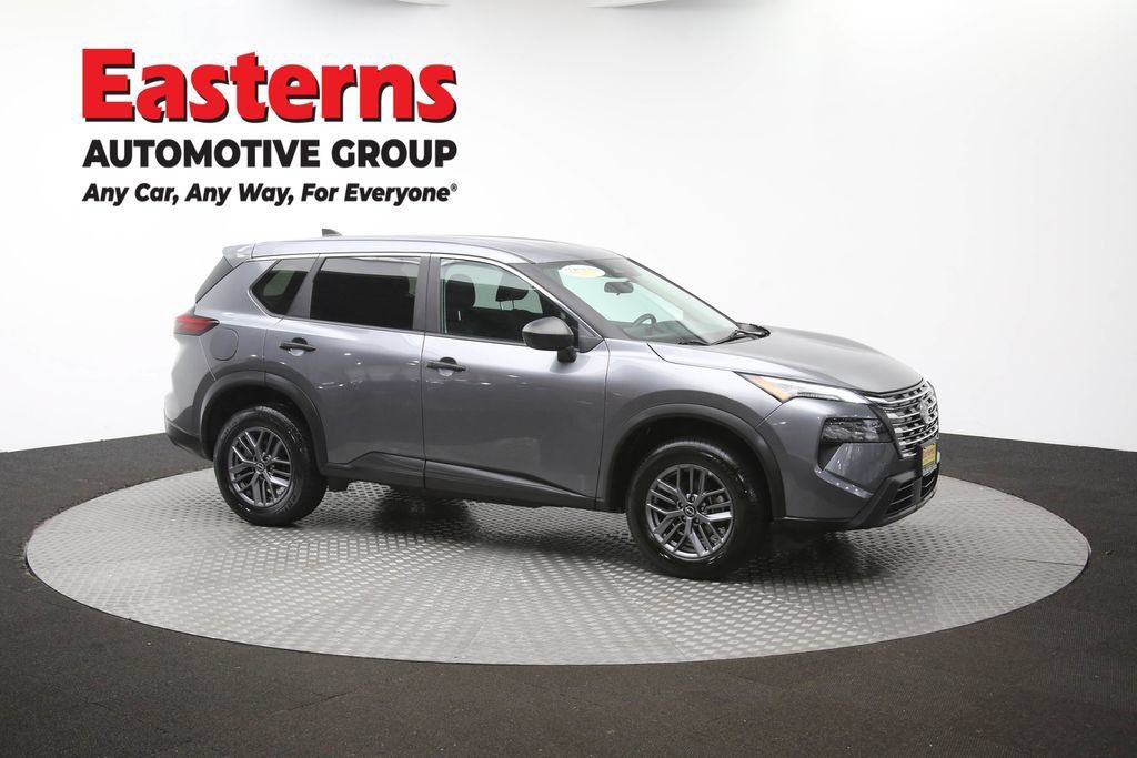 Used 2024 Nissan Rogue S AWD/4WD image 48