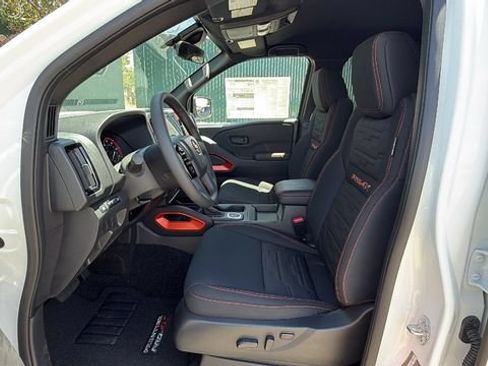 New 2026 Nissan Frontier PRO-4X w/ Tow Package AWD/4WD image 32