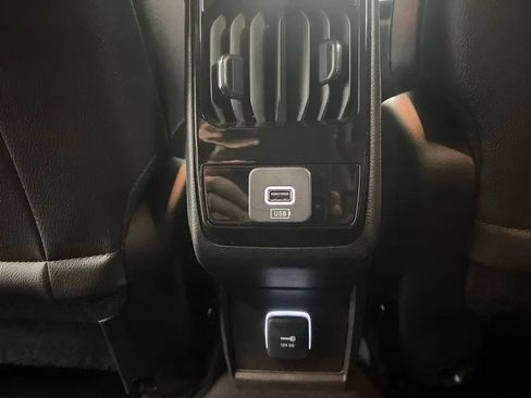 Used 2025 Jeep Compass Trailhawk AWD/4WD image 26
