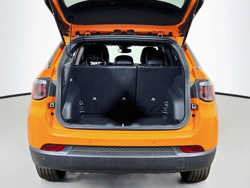 Used 2026 Jeep Compass Limited AWD/4WD image 22