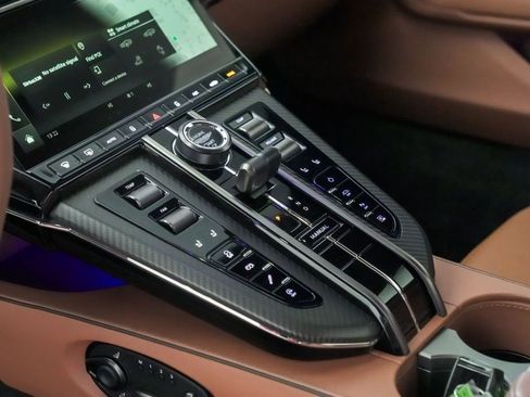 New 2026 Aston Martin V8 Vantage S RWD image 8