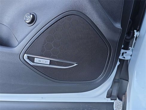 New 2026 Buick Envision Avenir image 17