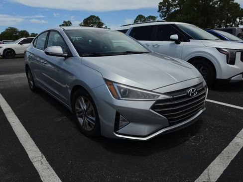 Used 2019 Hyundai Elantra Value Edition w/ Cargo Package FWD image 3