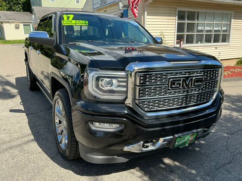 Used 2017 GMC Sierra 1500 Denali w/ Denali Ultimate Package AWD/4WD image 5
