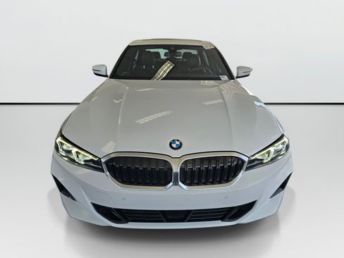Used 2025 BMW 330i Sedan RWD image 8