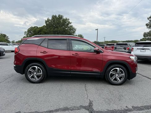 Used 2020 GMC Terrain SLT w/ Preferred Package FWD image 7