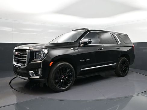 Used 2023 GMC Yukon SLT image 3