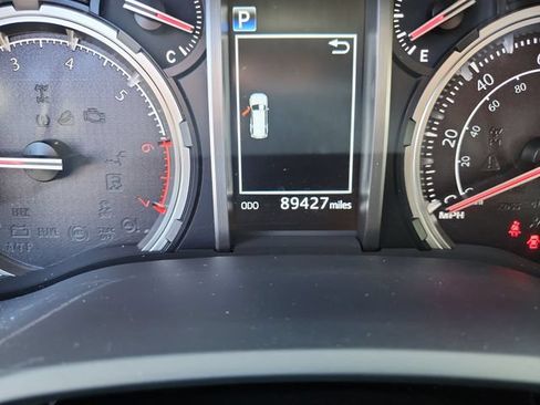 Used 2023 Toyota 4Runner SR5 AWD/4WD image 16