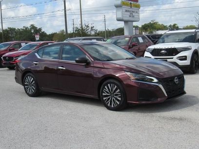 Used 2024 Nissan Altima 2.5 SV