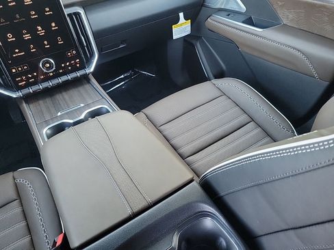 New 2026 GMC Acadia Denali Ultimate image 13