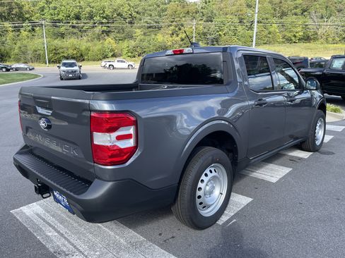 New 2025 Ford Maverick XL image 5