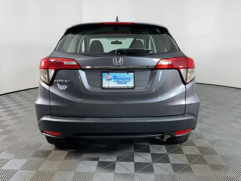 Used 2022 Honda HR-V LX image 8