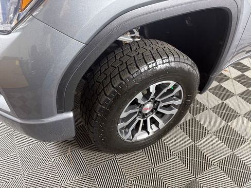 Used 2020 GMC Sierra 1500 Elevation w/ Elevation Value Package image 10