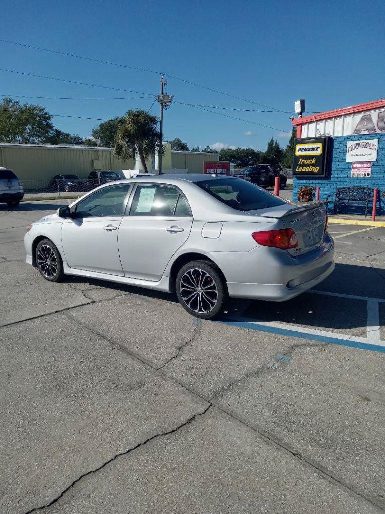 Used 2009 Toyota Corolla FWD image 2