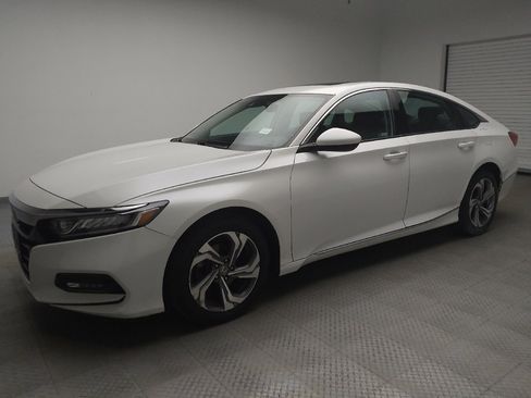 Used 2019 Honda Accord EX image 2