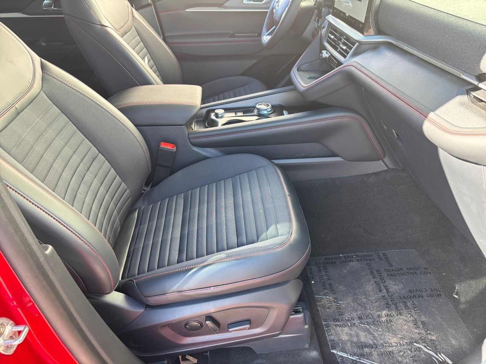 New 2025 Ford Explorer ST-Line w/ Premium Package RWD image 19