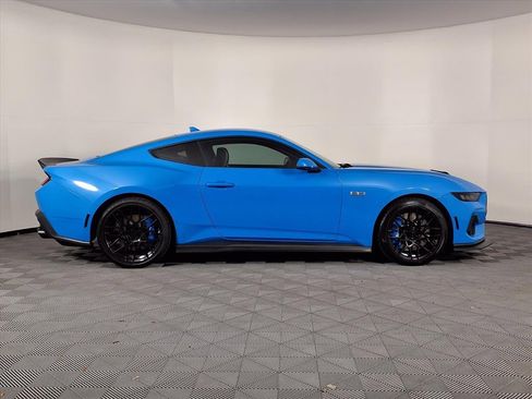 Used 2024 Ford Mustang GT Premium image 32