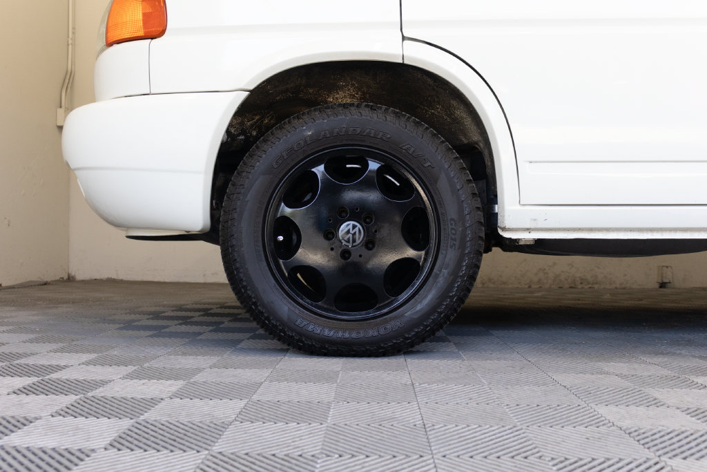 Used 1997 Volkswagen Eurovan Camper FWD image 9