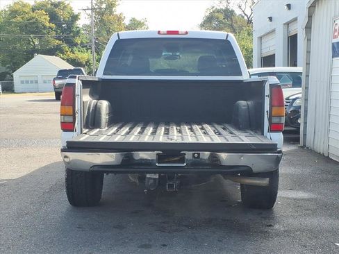 Used 2006 GMC Sierra 1500 SLT w/ Onstar Plus Package image 5