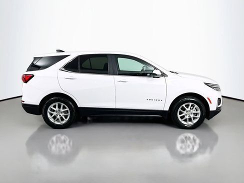 Used 2023 Chevrolet Equinox LT w/ Driver Convenience Package AWD/4WD image 4