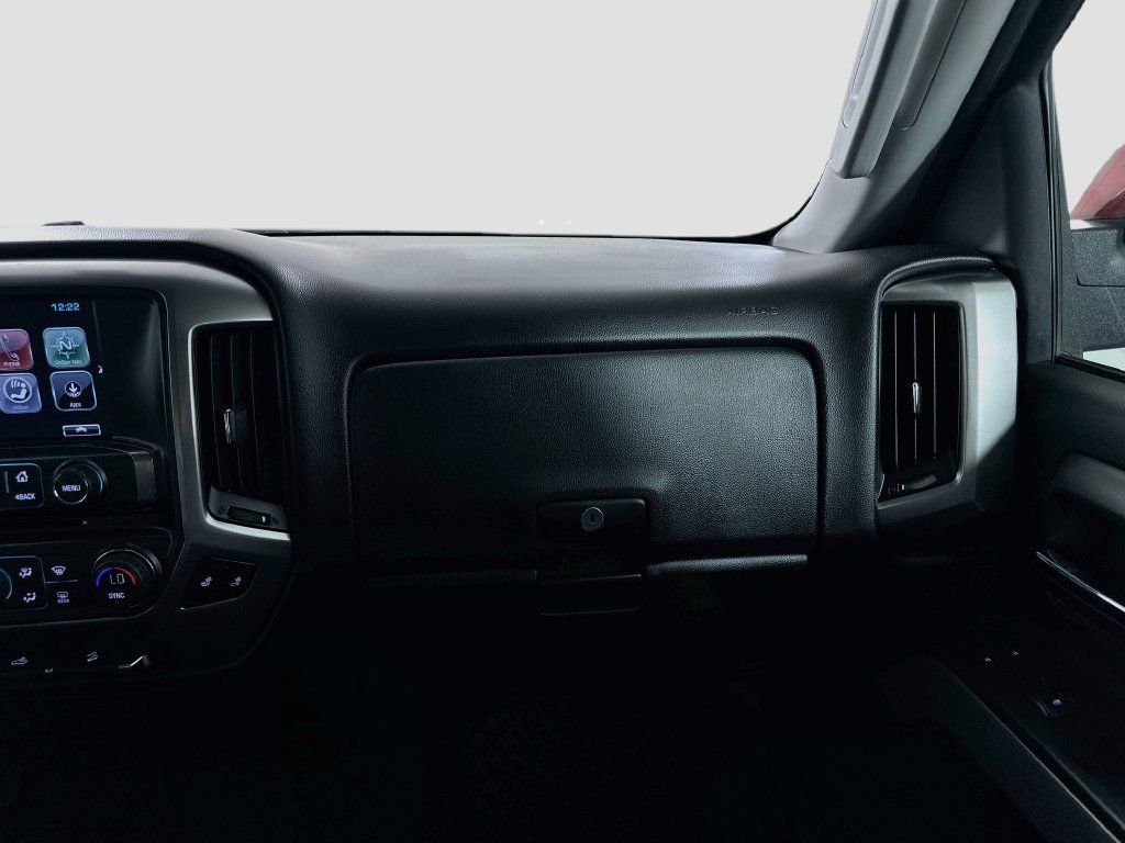 Used 2018 Chevrolet Silverado 1500 LT w/ All Star Edition AWD/4WD image 23