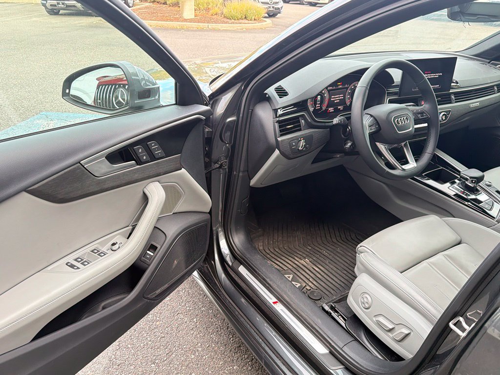 Used 2023 Audi A4 2.0T Premium Plus w/ Premium Plus Package AWD/4WD image 9