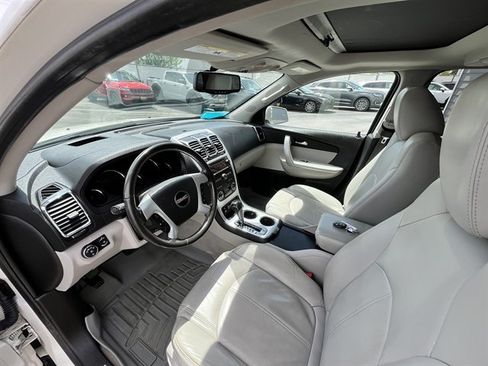 Used 2012 GMC Acadia SLT w/ Technology Package AWD/4WD image 12