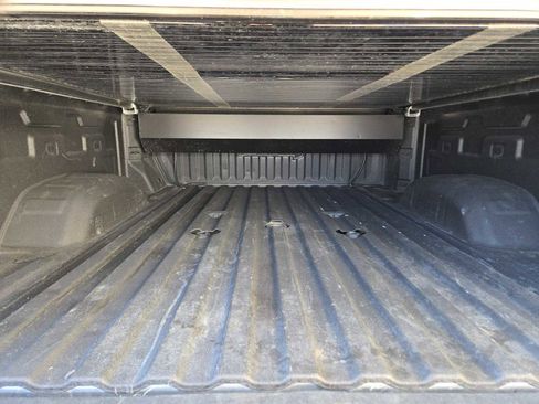 Used 2024 GMC Sierra 2500 AT4 w/ AT4 Preferred Package image 32