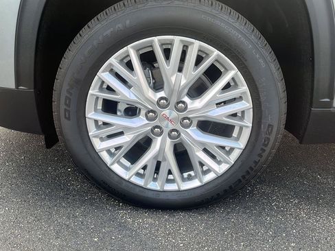 New 2026 GMC Acadia Elevation w/ Elevation Premium Package AWD/4WD image 10
