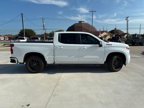 Used 2024 Chevrolet Silverado 1500 RST AWD/4WD image 2