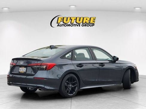 Used 2024 Honda Civic Sport image 4