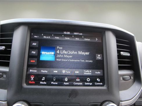 Used 2019 RAM 1500 Big Horn AWD/4WD image 12