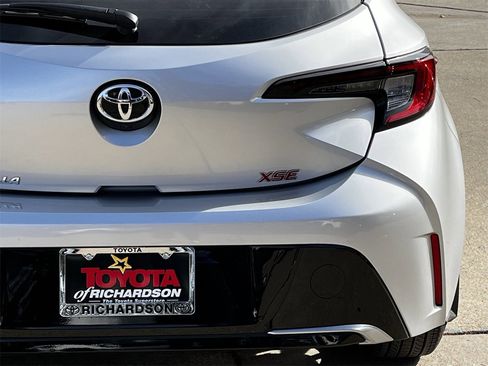 Used 2023 Toyota Corolla XSE image 6